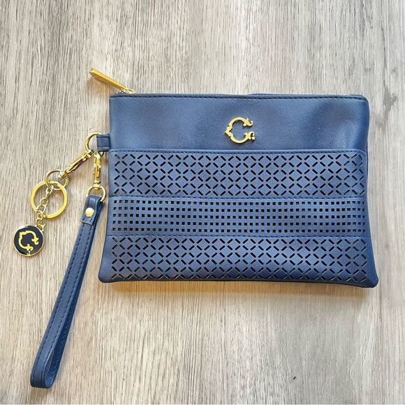 NEW C Wonder Perforated Blue Vegan Leather Zip Top Wristlet Clutch Wallet - Picture 1 of 6